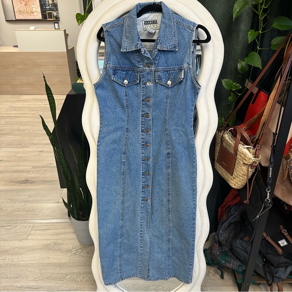Vintage Sleeveless Button-Front Denim Maxi Dress